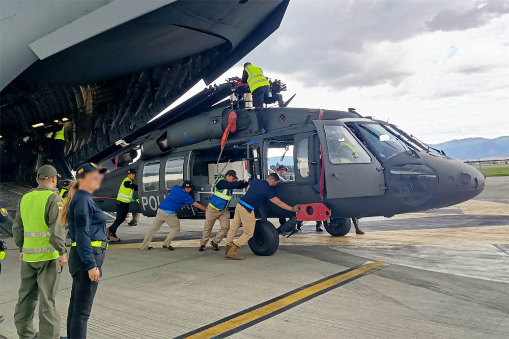 [Imagen: BLACKHAWK-Colombia-Foto-Mindefensa.jpg]