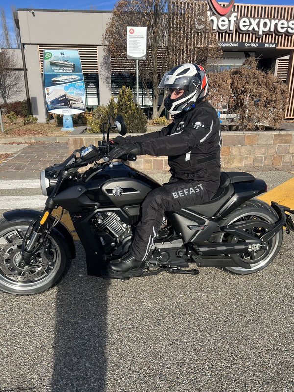 mmexport1703427058392