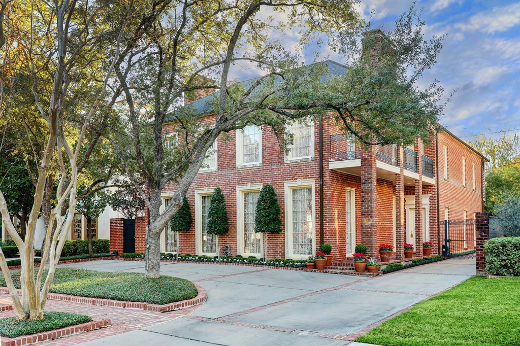 Homes for Sale Without HOA Fees in Houston