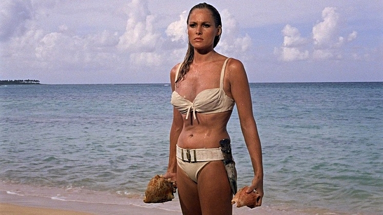 DR-NO-URSULA-ANDRESS-FOTOR.jpg