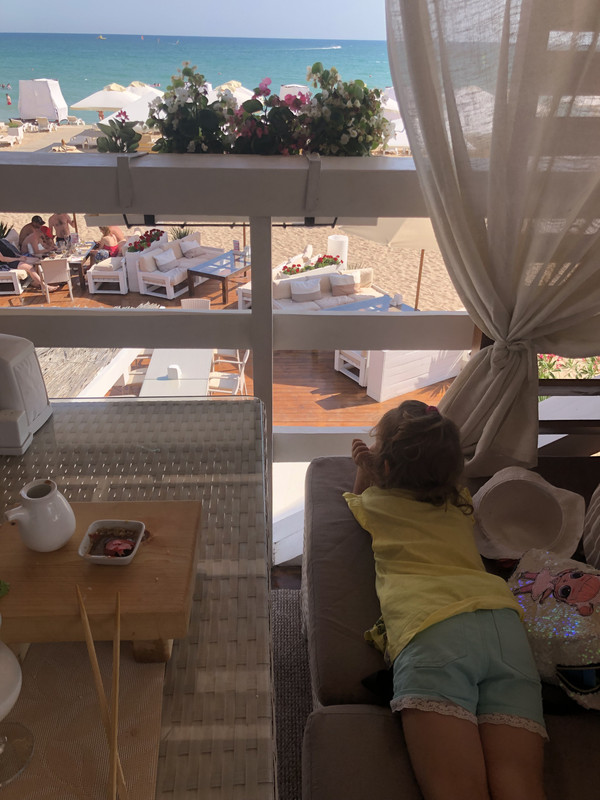 5B700932-F817-441E-A837-D93A06FF5299