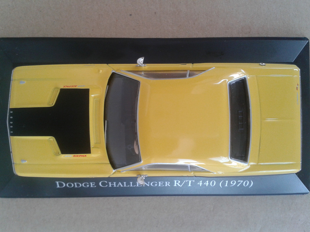1970 Dodge Challenger MK I RT 440 (Ixo - nº7 American Cars Altaya) (14)