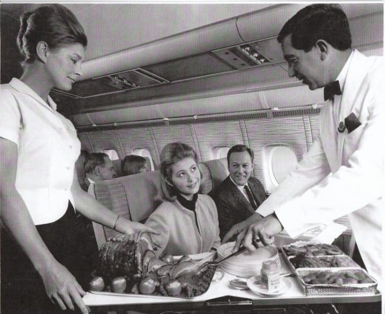 23 ретроснимка, показывающих насколько изысканными были перелеты раньше