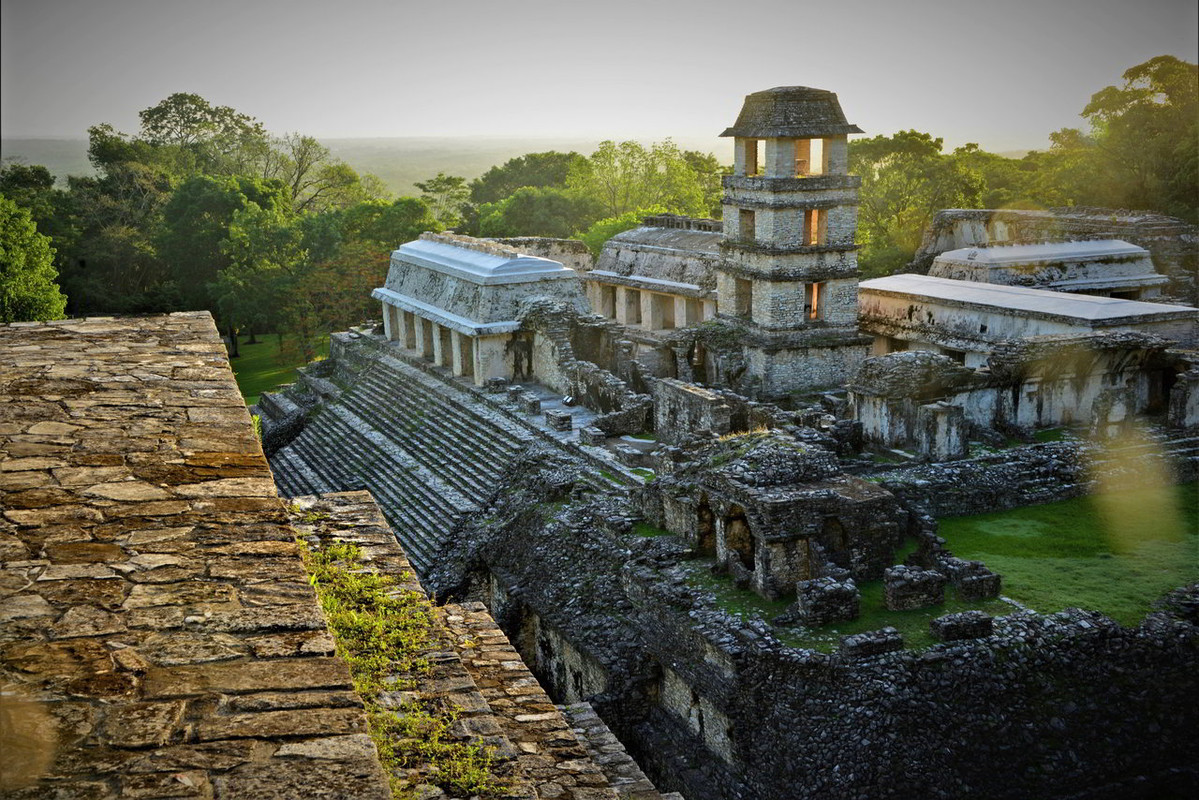 Messico: Scoperto il Cimitero più antico trovato nell’antica Città Maya di Palenque