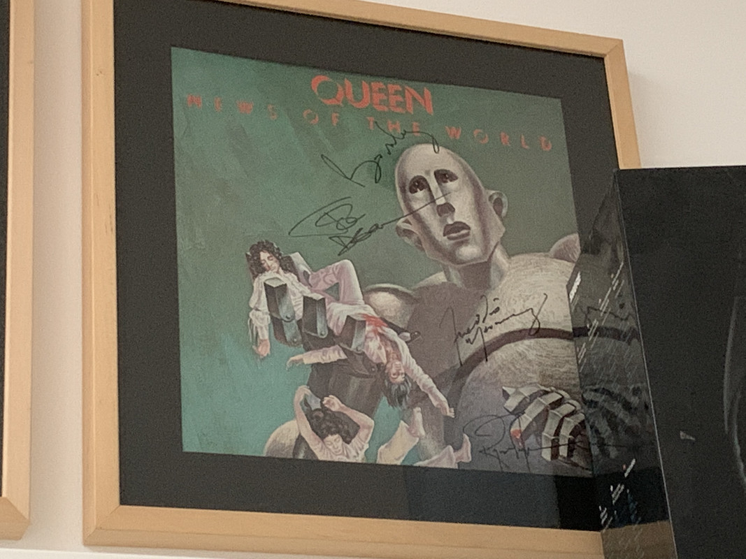 E6CF4268-390A-4826-9057-3D2C5EADB5D6