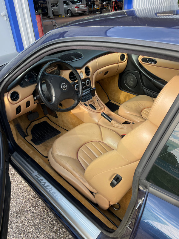 70850610635__F3B32E0A-8250-4ADA-948B-8EAF0304FB1D