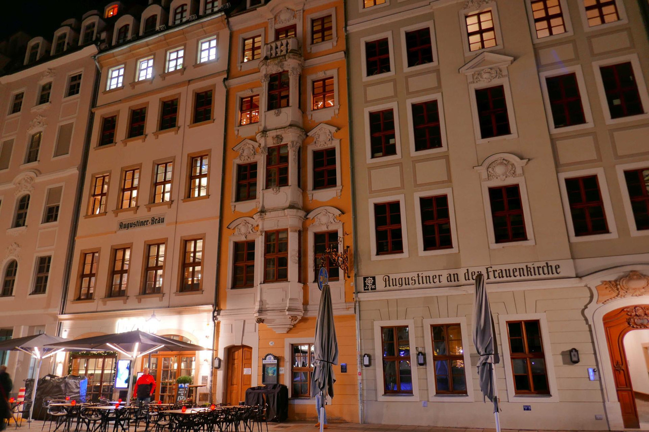 Bild: https://i.postimg.cc/0jSWfKyv/P1330102.jpg