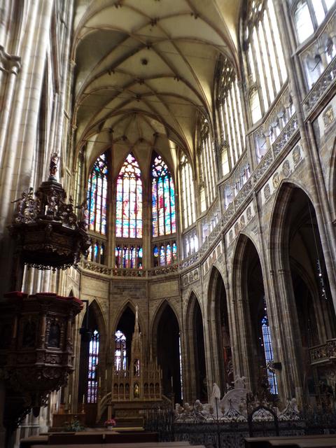 Praga: Castillo, Loreto, Petrin e Iglesia del Niño Jesús de Praga y cena - Viena - Bratislava - Praga (6)