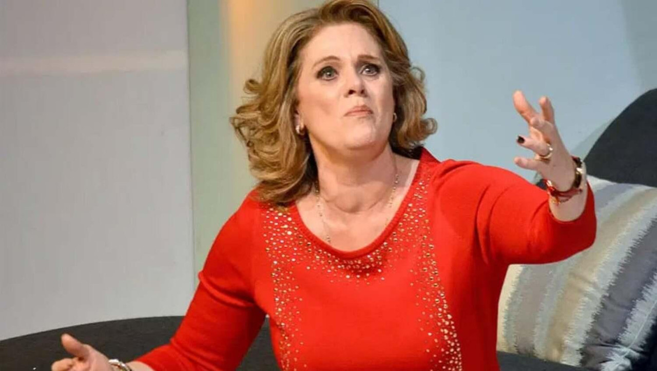 Erika Buenfil tiene poderes sobrenaturales, afirma que platica con muertos