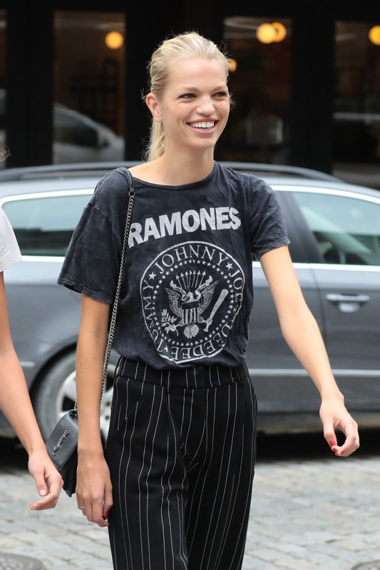 hailey-clauson-out-in-new-york-09-14-2018-1