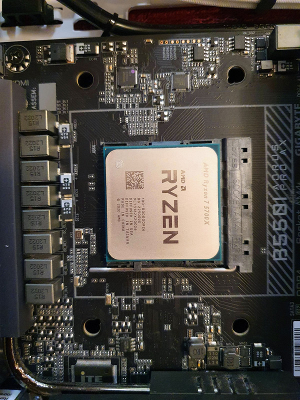 NR200P_Ultra120Ex_5700X_AM4_Backplate