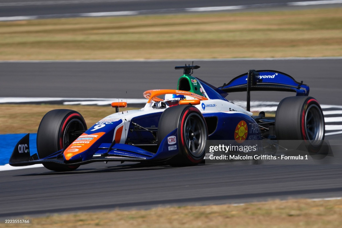 スクリーンショット_5-7-2025_45550_media.gettyimages.com