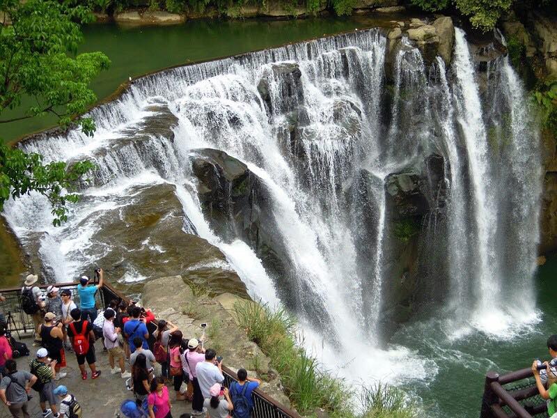 air terjun Shifen Waterfall Taiwan