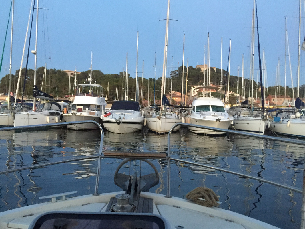 663D5DFC-F3C1-41C6-B7C4-96F5258207FB