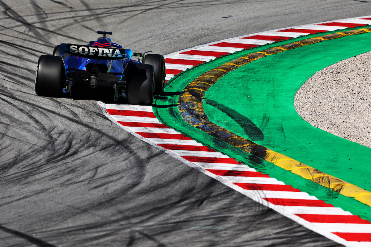 [Imagen: f1-test-barcellona-gallery-day1-220.jpg]