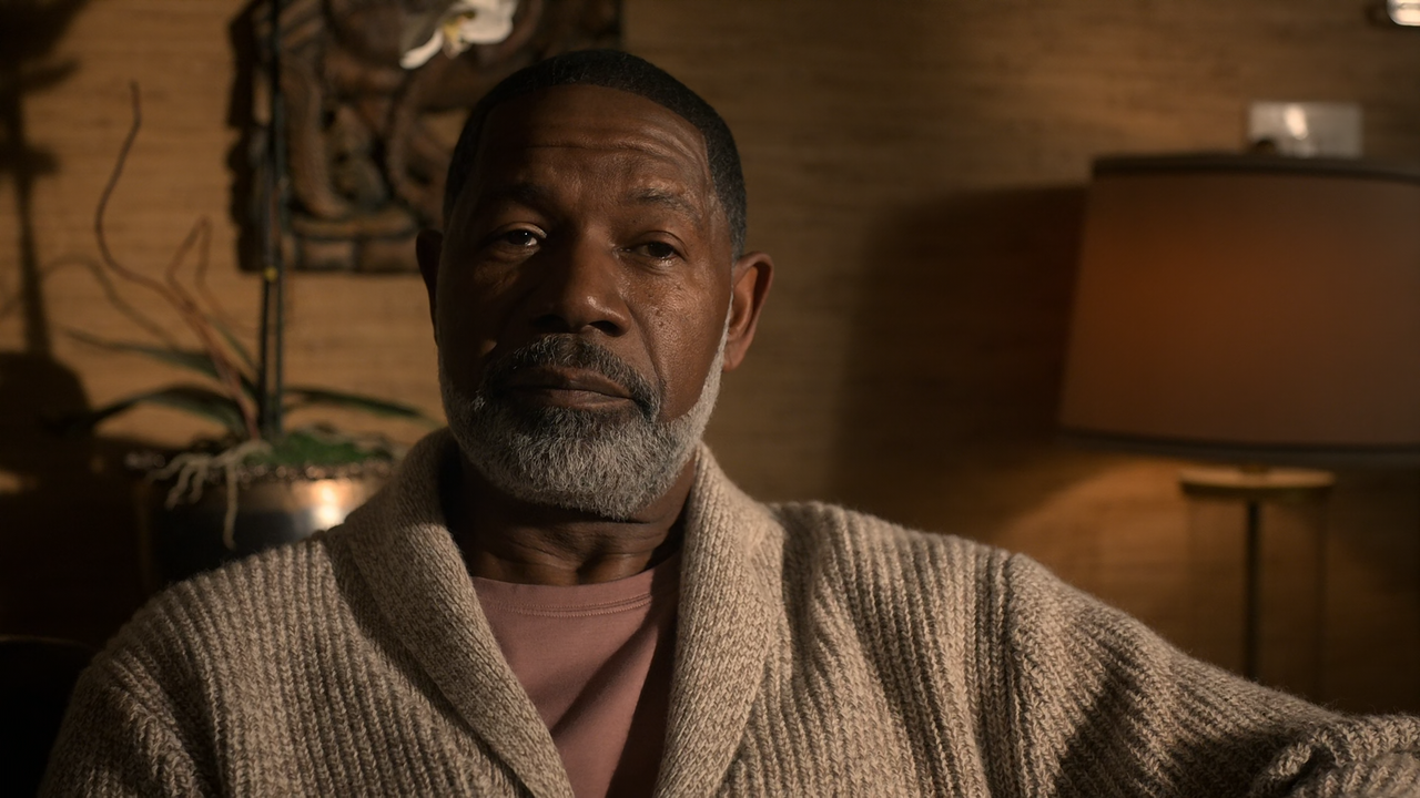 Lucifer.S05E10.Bloody.Celestial.Karaoke.Jam.1080p.10bit.NF.WEBRip.DDP5.1.HEVC-Vyndros.mkv_snapshot_2