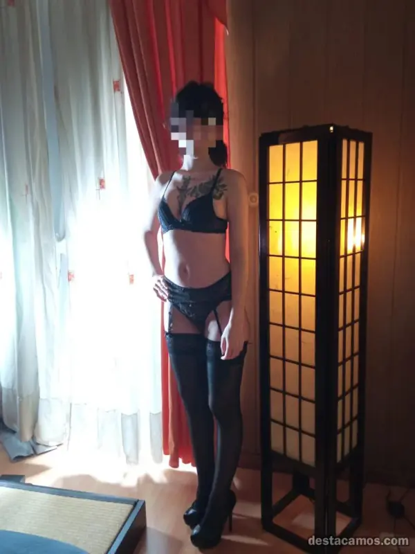 644483853-chica-de-compania-en-madrid-Lk1O6X