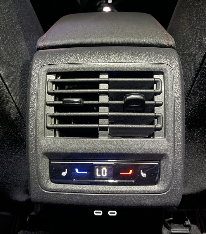 4088A0A3-8966-47DE-85A3-17A8FA47884B