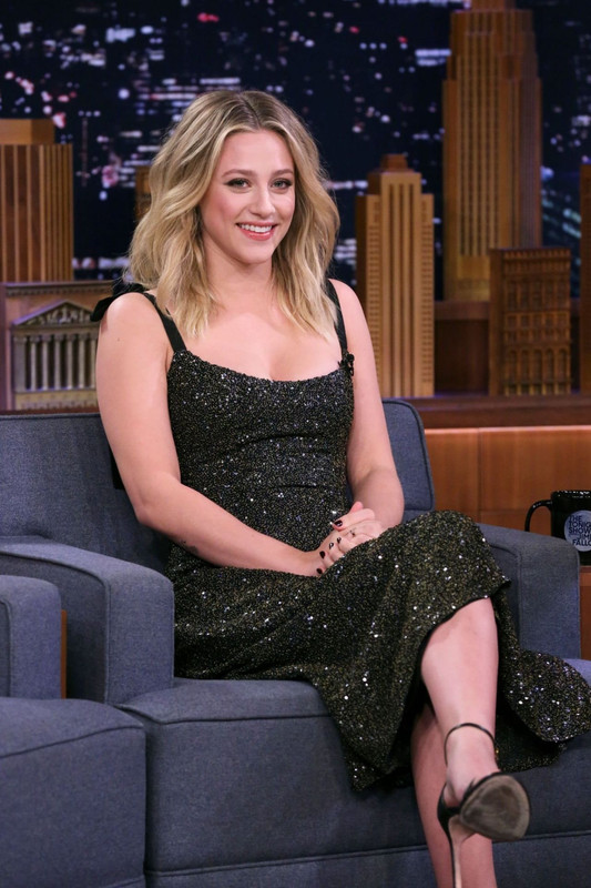 lili-reinhart-the-tonight-show-with-jimmy-fallon-11-14-2019-1