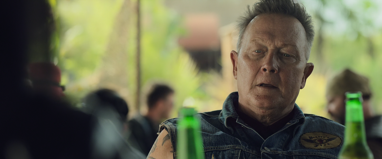 The Protégé [2021] 1080p 10bit BluRay AAC7.1 HEVC-Vyndros.mkv_snapshot_00.37.18_[2021.10.21_00.34.49