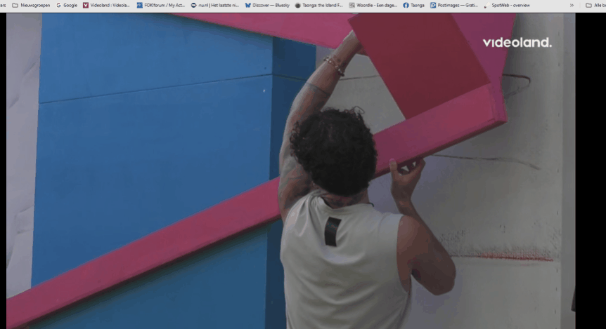 7888855.gif