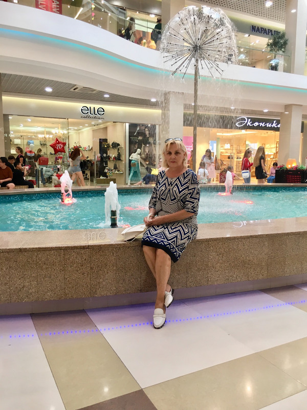 98F27903-8AC2-4FC8-8402-EF227D5DDD9C