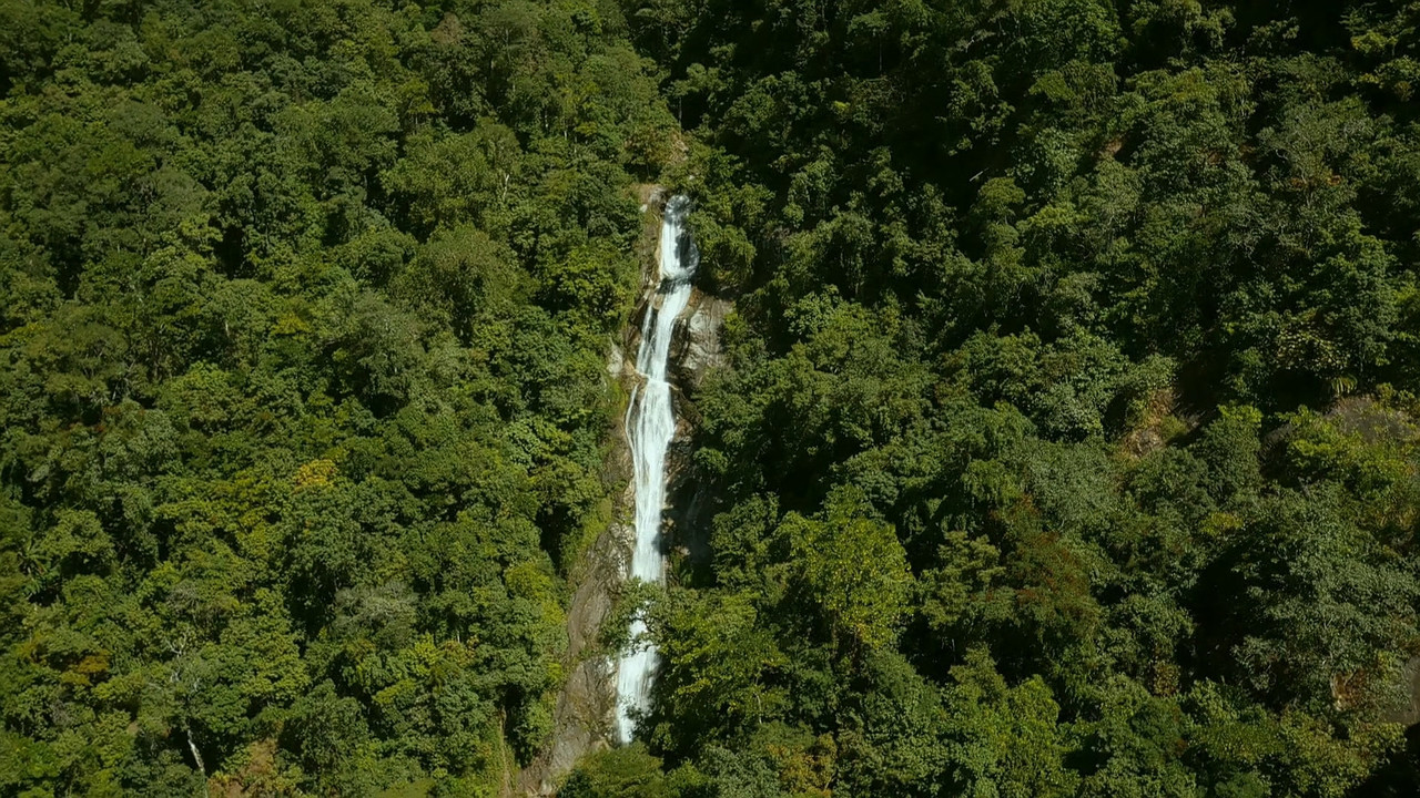 [HR] Thailand - Earth's Tropical Paradise S01E03 [BBC Two 1080p x265]_02