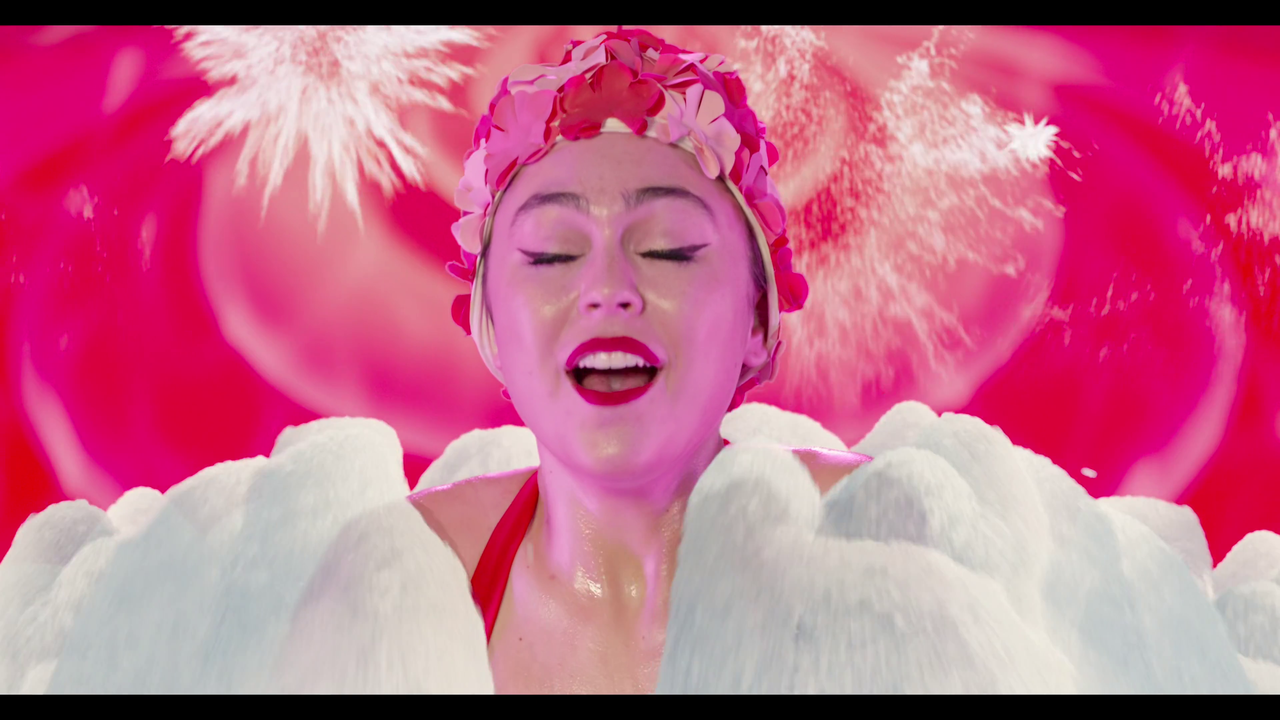 vlcsnap-2023-12-02-01h10m39s698