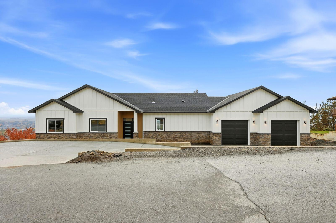 7920 Englewood Crest Drive