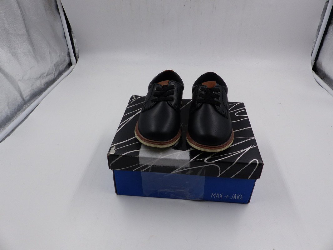 MAX AND JAKE COMFORTABLE LIL OSCAR BLACK KIDS DRESS SHOE FOR BOYS IN SIZE 8M