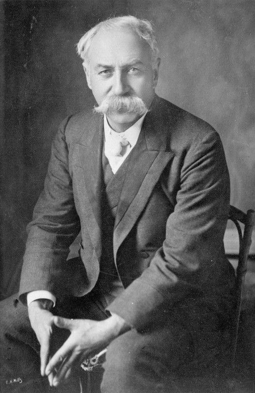 Percy-French-Portrait-Box.jpg
