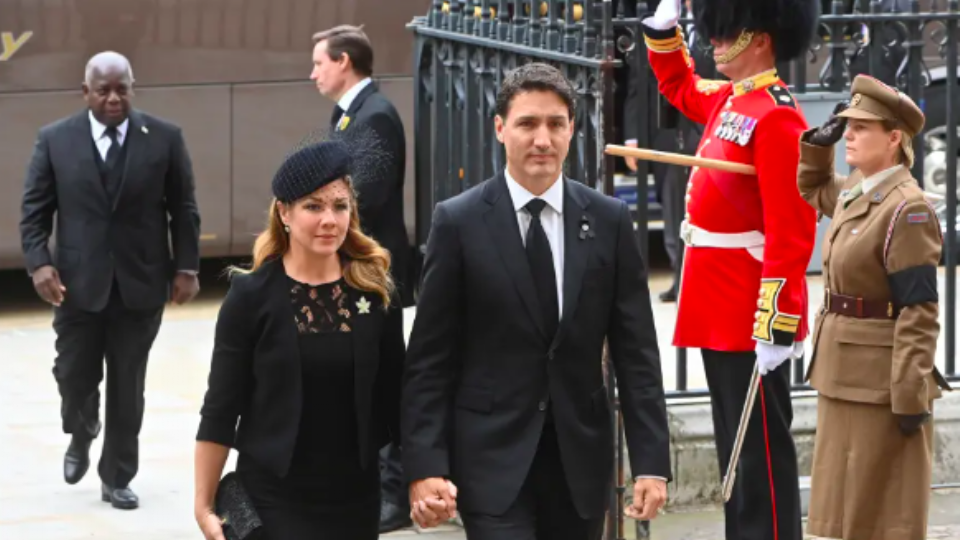 ¿Inapropiado? Critican a Justin Trudeau por hacer esto antes del funeral de la Reina Isabel II