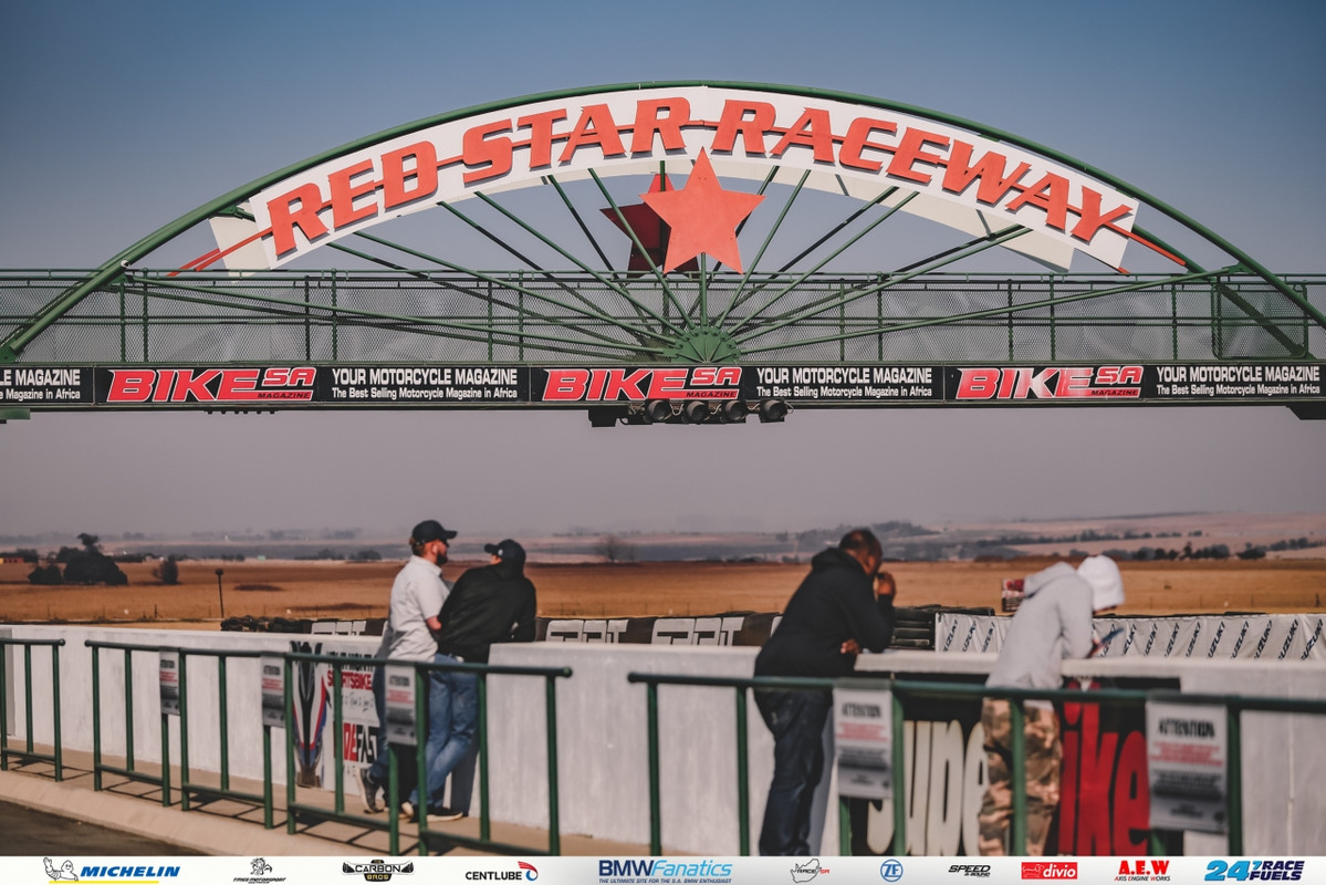 BMWFanatics RD19 Divio (160)