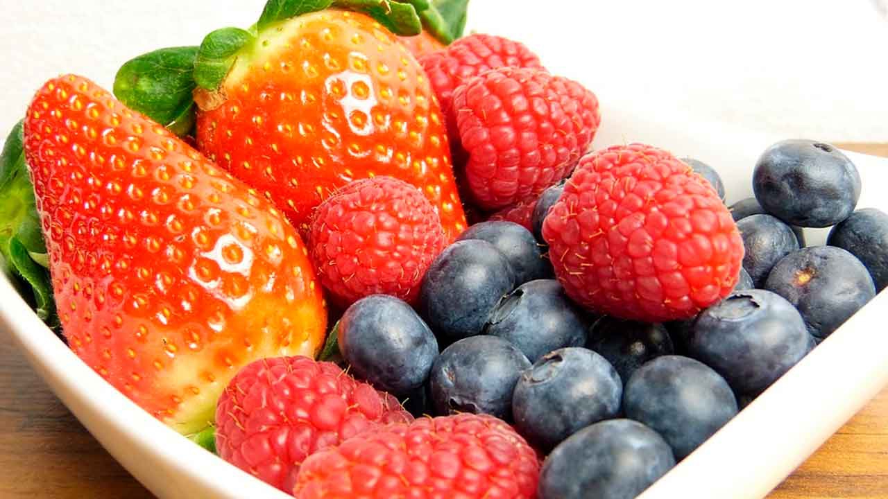 Frutas para bajar de peso saludablemente
