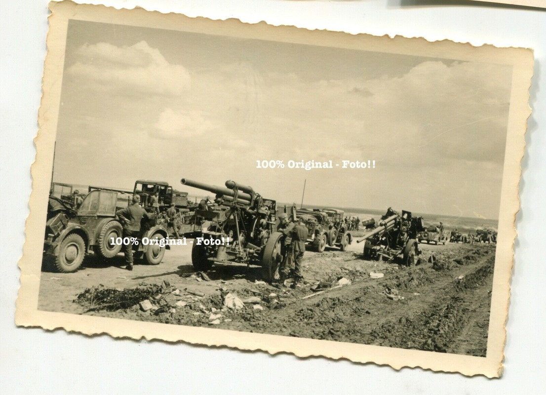Foto Russland zerstörte russische LKW SdKfz Panzer Geschütz Combat1