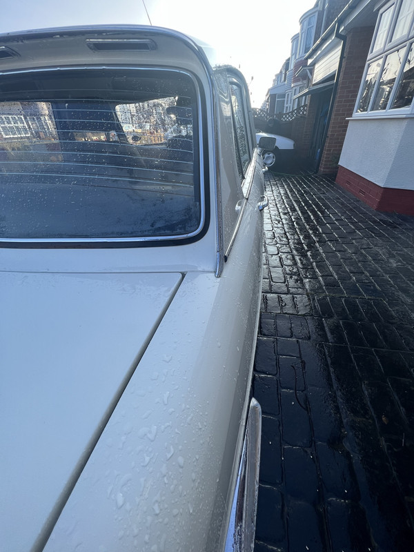 5B3506B0-42C7-4101-9C74-2069ADA7B509