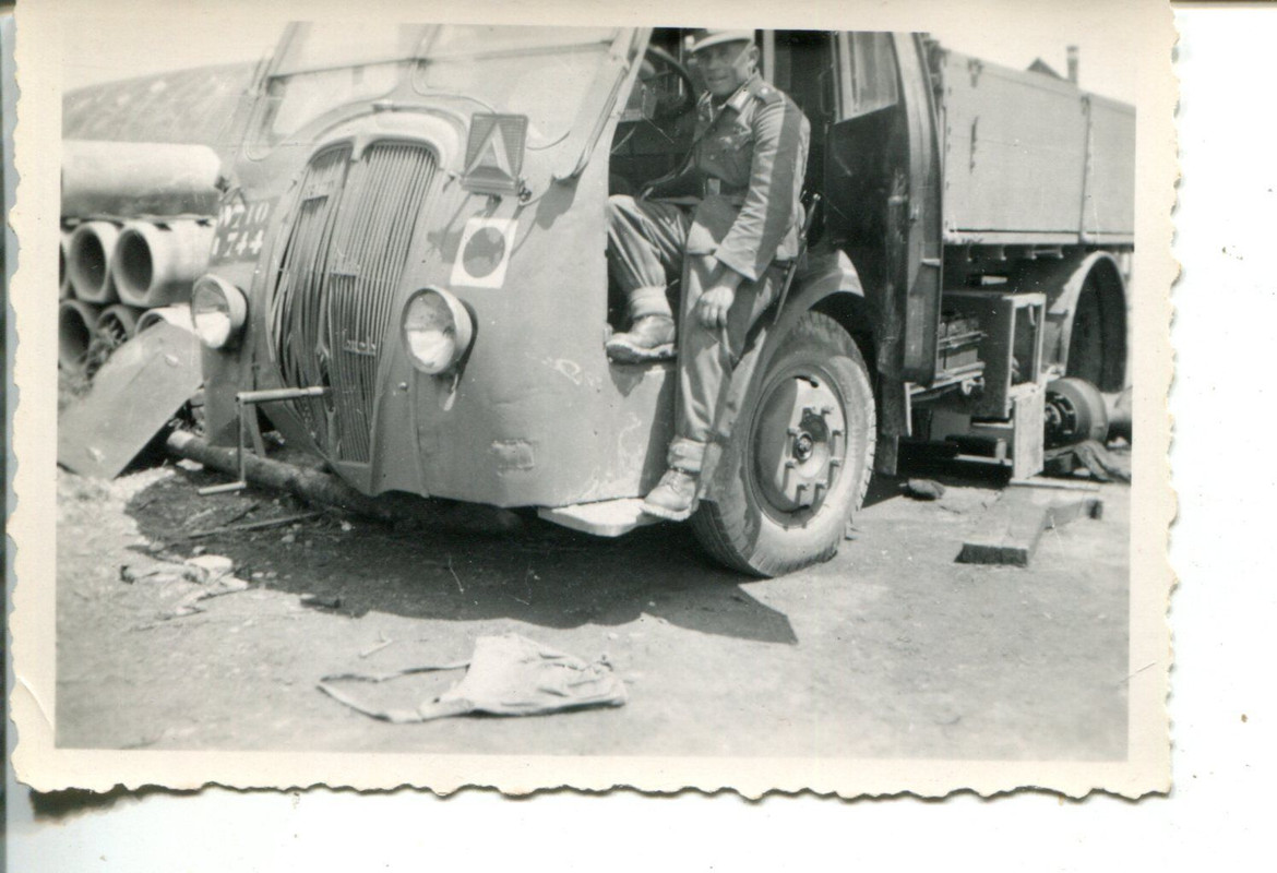 Orig.Foto Französischer Beute - LKW WW2