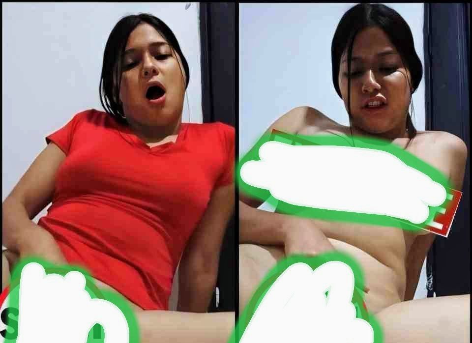 Anuja Singh hot girl masterbating and moaning hard exclusive clip!!