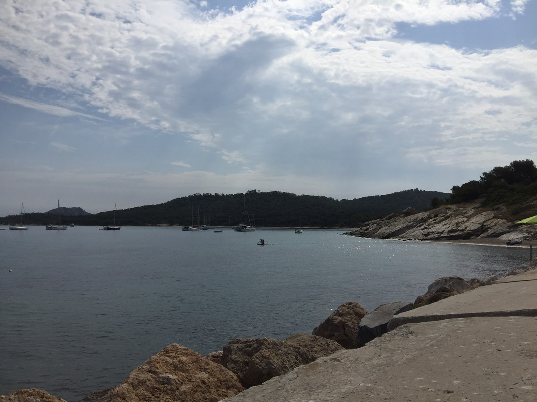 8B14451B-AFA5-4031-ABED-CBA51B23BAC6