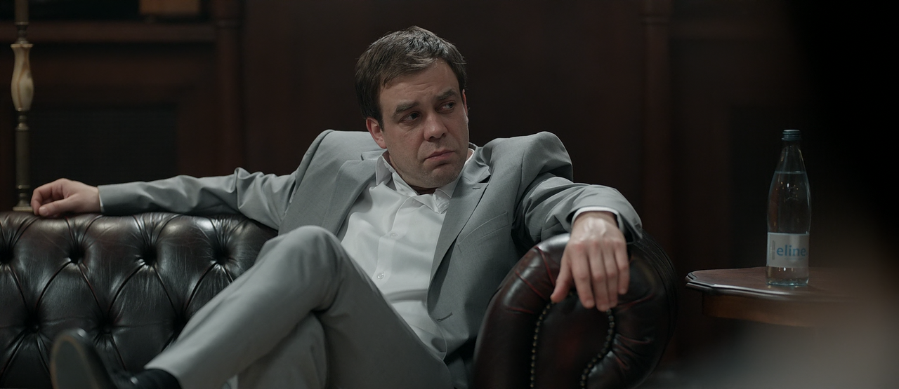 Plaha S01E06 The Godfather 1080p 10bit NF WEB DL DDP5 1 HEVC Vyndros mkv snapshot 00 35 55 2026 02