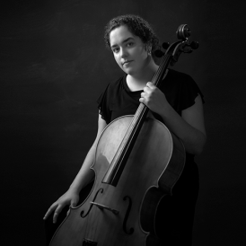 María Auxiliadora Bozada: Segundo Premio, International Cello Competition de Bratislava