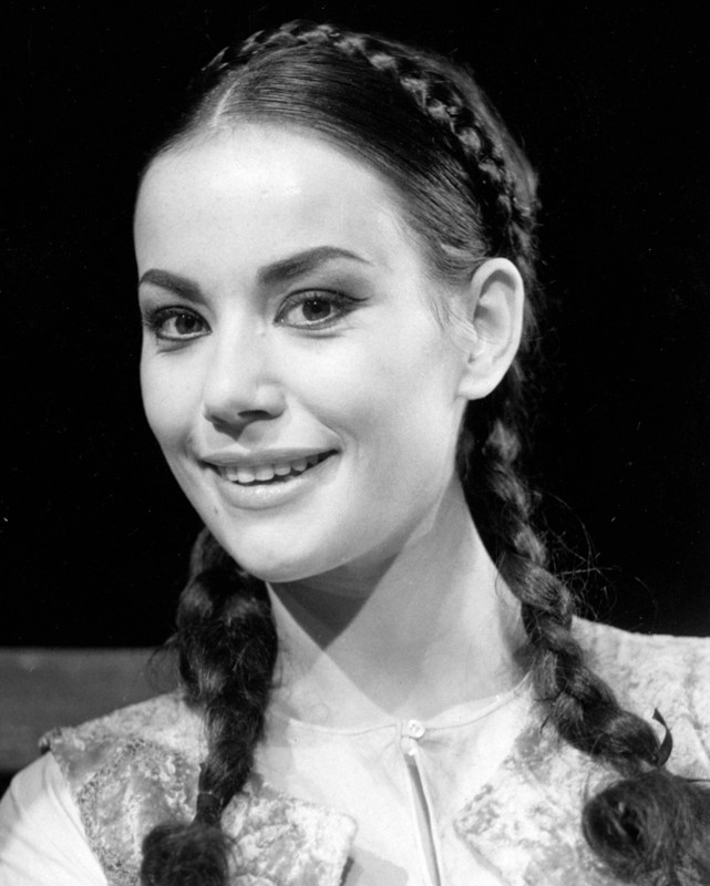 claudine_auger_ma97