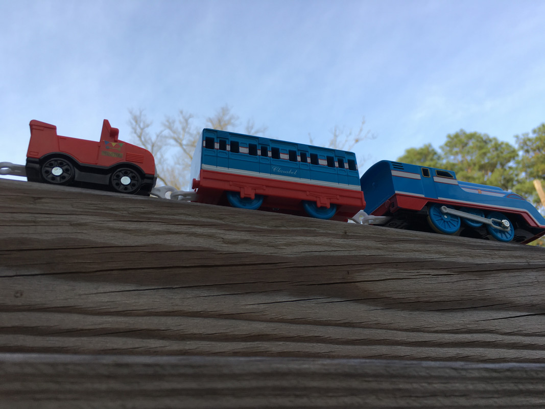 0DF06C05-CFBD-48F6-ADDE-736A7D371DEE