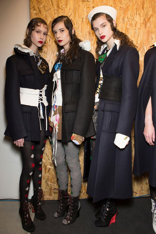 022516prada-backstage-autumn-fall-winter-2016-mf