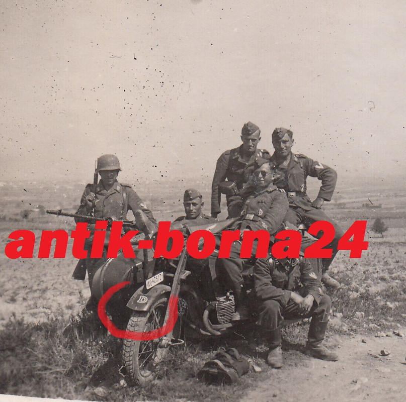 Foto LW Soldat Motorrad Griechenland Bandenkampf Partisanen Einsatz Greece1943 (1)