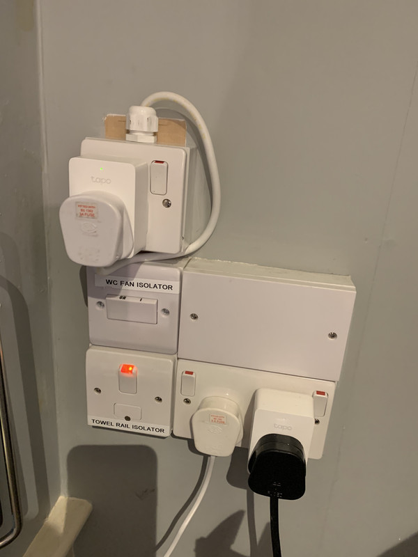 358B33B2-3C6C-43C3-A47D-A2E8A8086631