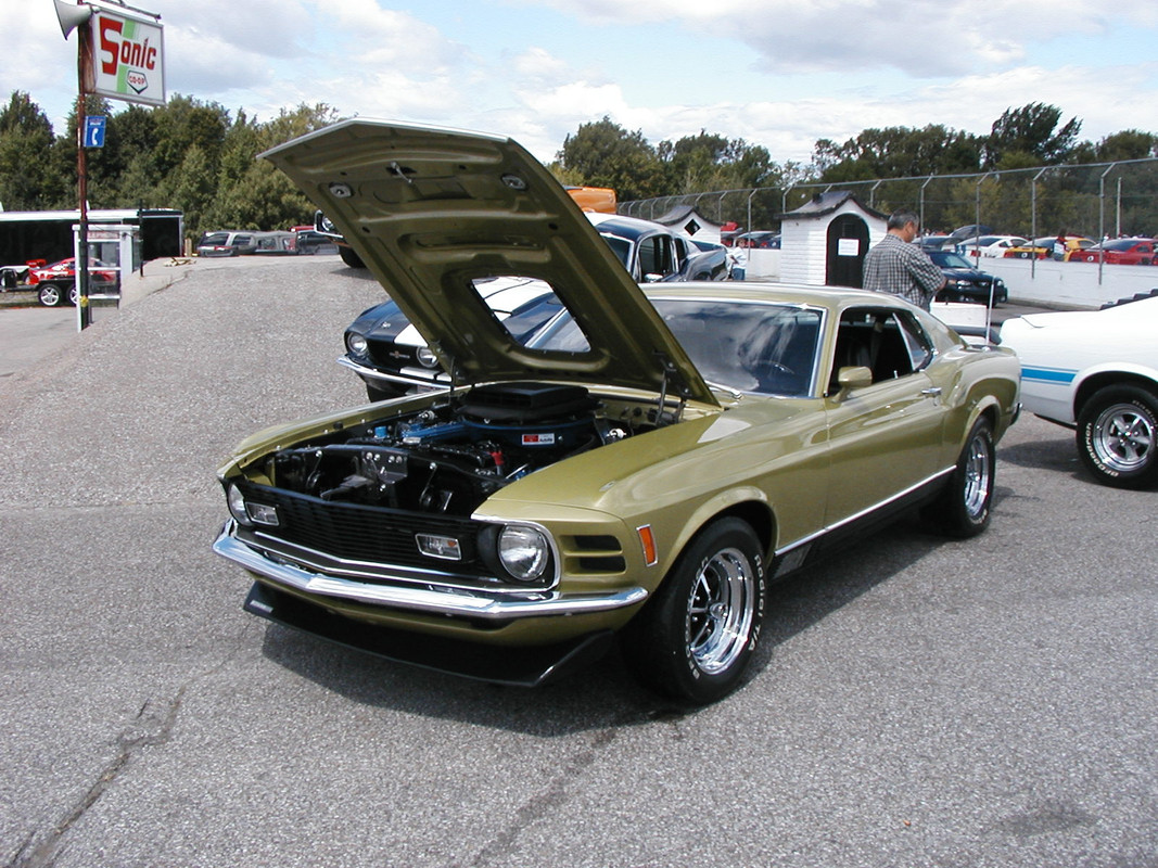 Montréal Mustang dans le temps! 1981 à aujourd'hui (Histoire en photos) - Page 14 P8120065