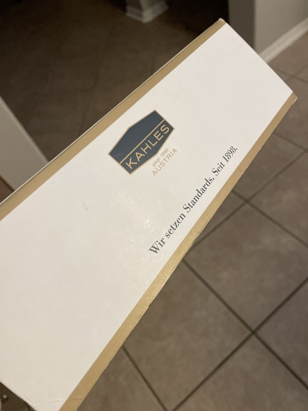 E01E168E-9BA8-4E38-86C3-486D3B2BBA7B