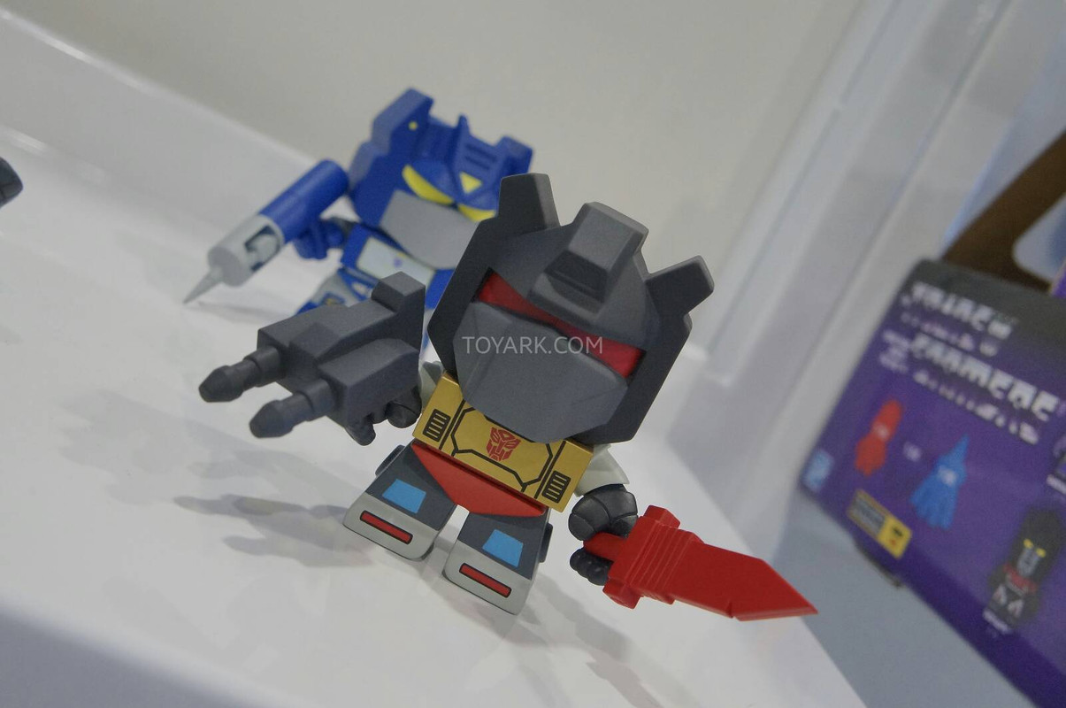 Toy-Fair-2014-Loyal-Subjects-Transformers-004_13