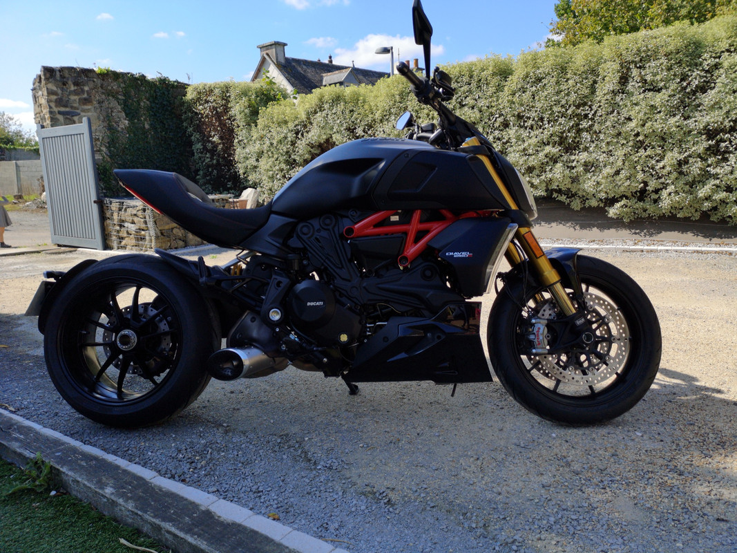 12BAFD55-5C27-4673-8BF5-75BA2AB6DF4E